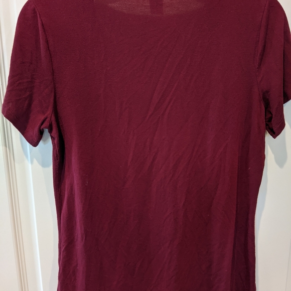 Old navy v-neck luxe tee wine red - Picture 3 of 3